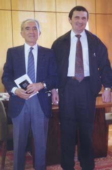 Notaio Andrea Jemma anno 1992, assieme allallora Ministro delle Giustizia della Federazione Russa Nikolay Fyodorov, oggi Presidente della Repubblica di Chuvashia.